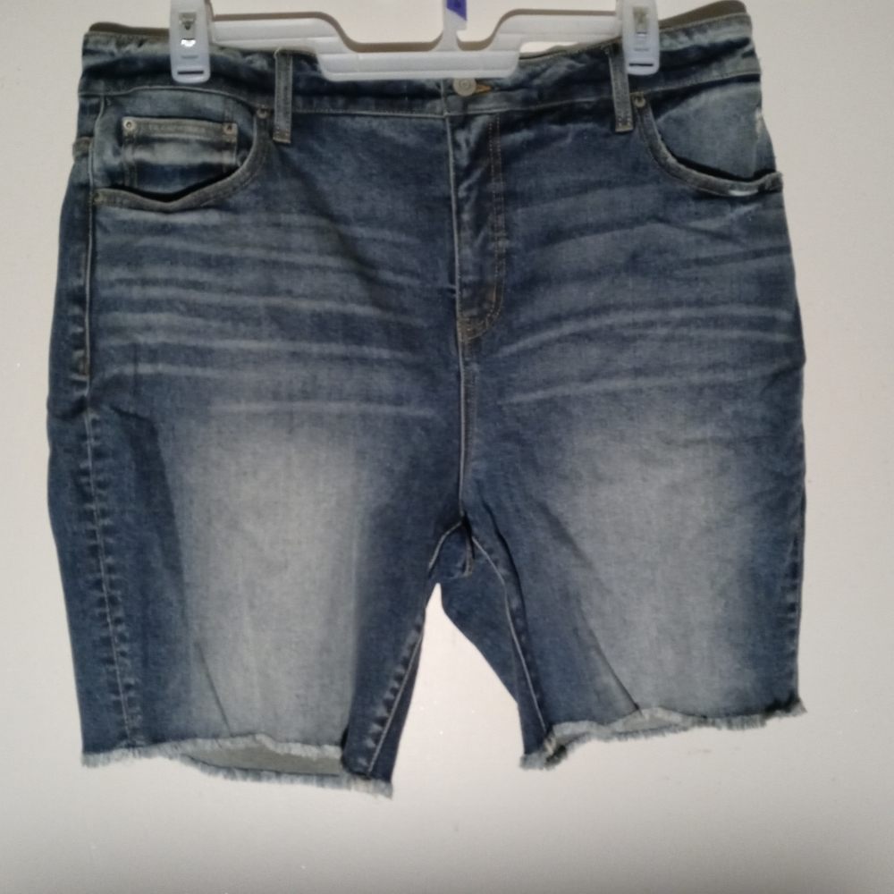 SHORTS. Jeans. New.